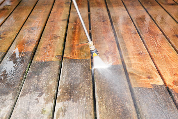Best Deck Cleaning Services  in Van Buren, AR